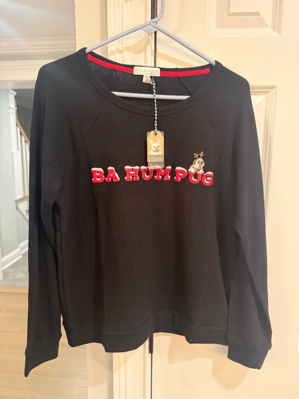 P.J. Salvage NWT Ba Hum Pug Blk Christmas Sweatshirt M - Holiday Lounge Pug Dog
